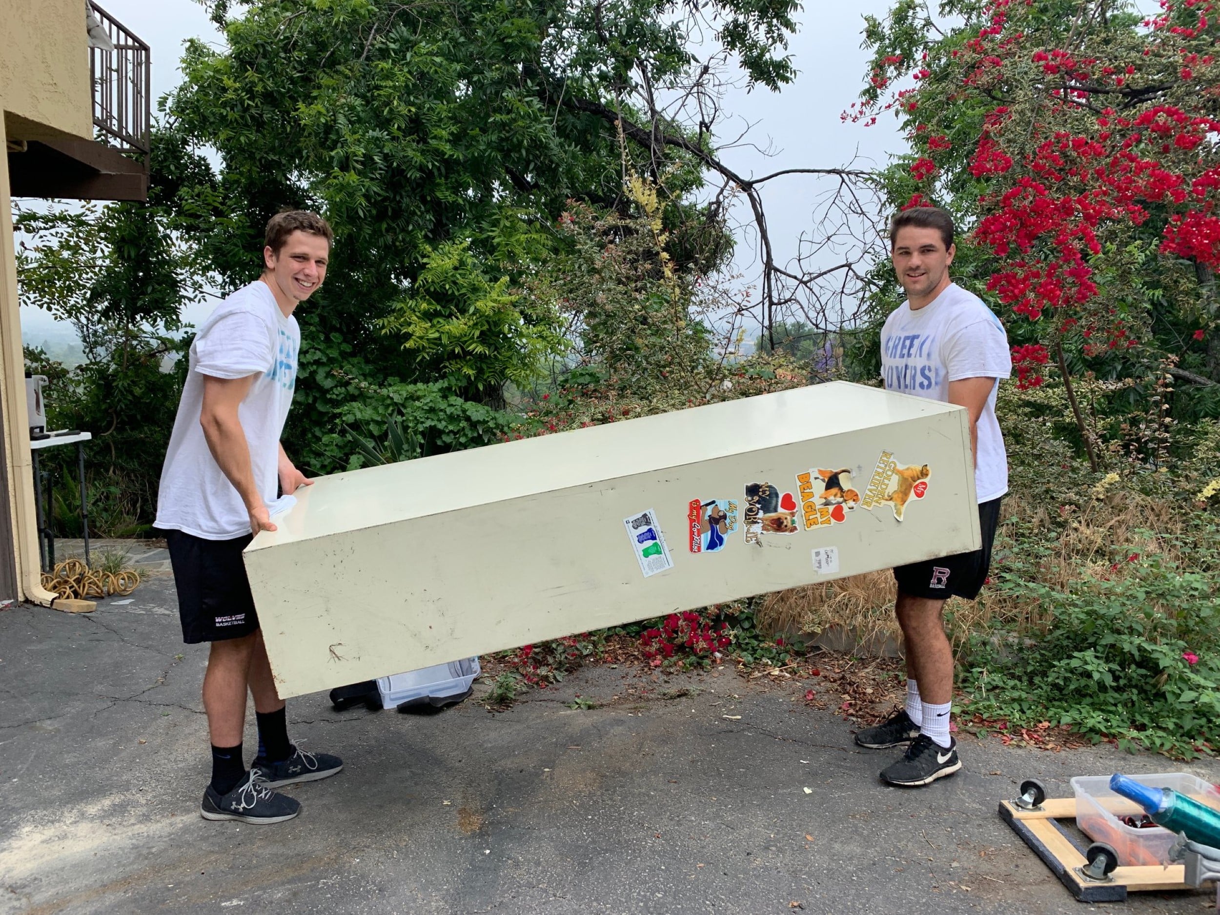 - Premium Piano Movers in Mountain View Acres, CA